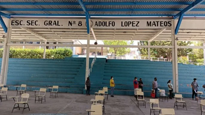 El joven implicado enfrenta proceso por lesiones calificadas, mientras en el Congreso local se impulsa una nueva ley para garantizar seguridad en las escuelas