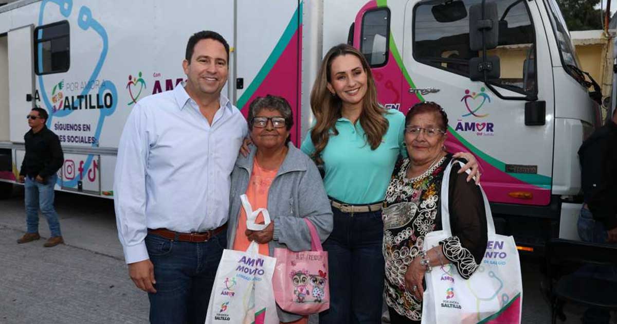Entrega de apoyo, "Amor en movimiento"