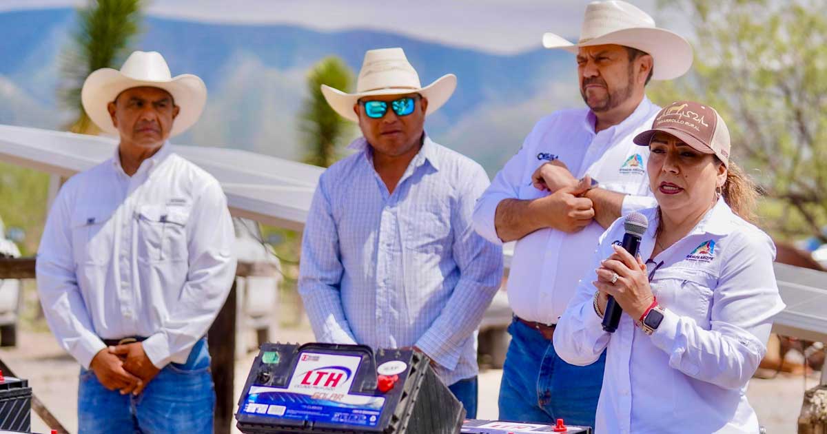Entrega de obras del proyecto "Tu Decides"