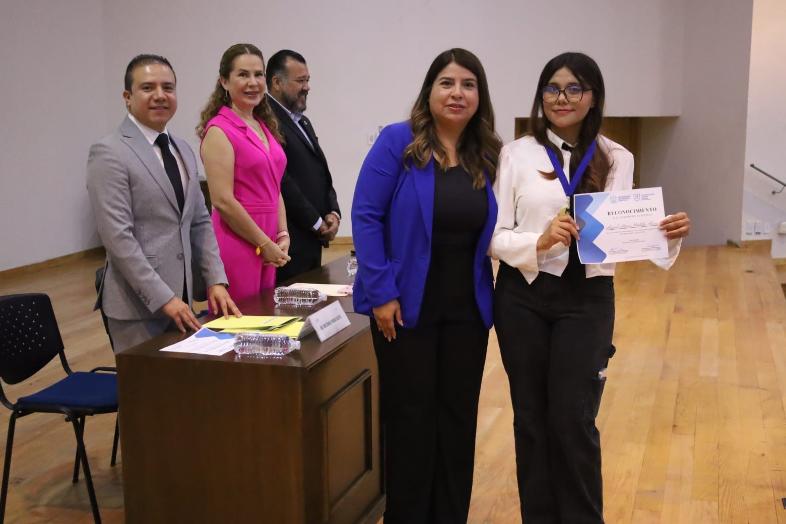 Reconocimiento a alumnos de la UAdeC