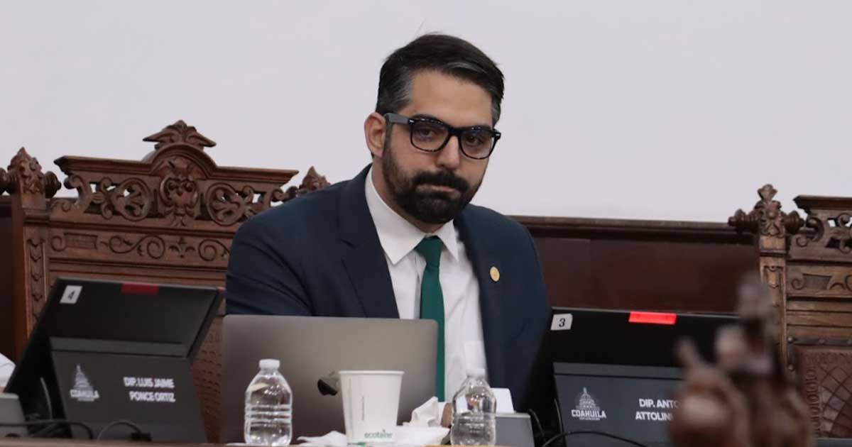 Antonio Attollini en el Congreso.