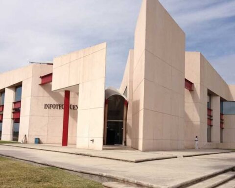 Infoteca de la UAdeC Monclova.