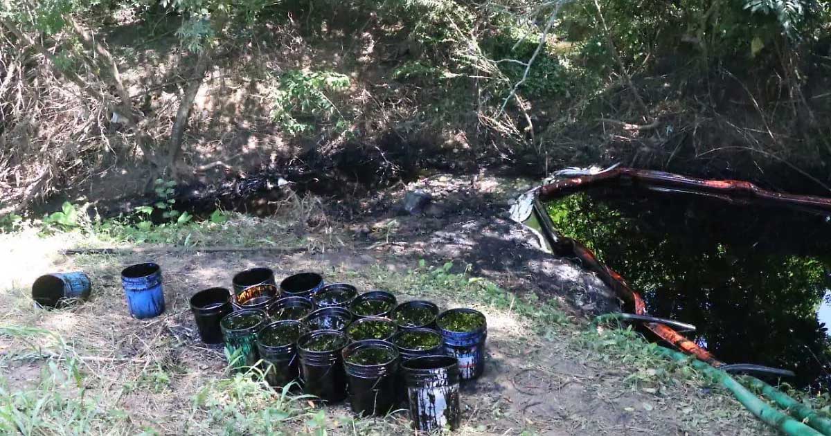Derrame de hidocarburo en el Río Pantepec.