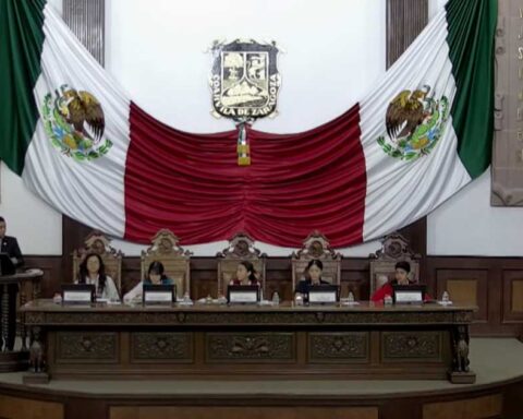 Jóvenes en el Congreso de Coahuila.