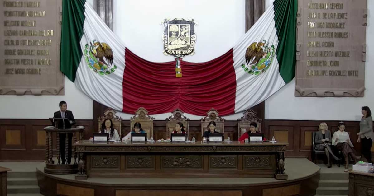 Jóvenes en el Congreso de Coahuila.