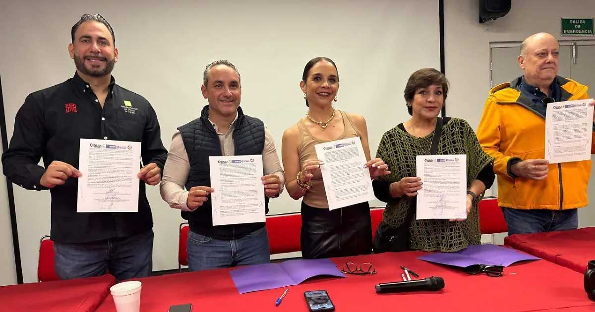 Firma de convenio en la UDT.