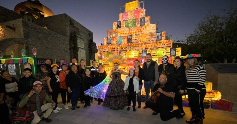 Celebración de Día de Muertos en Monclova.