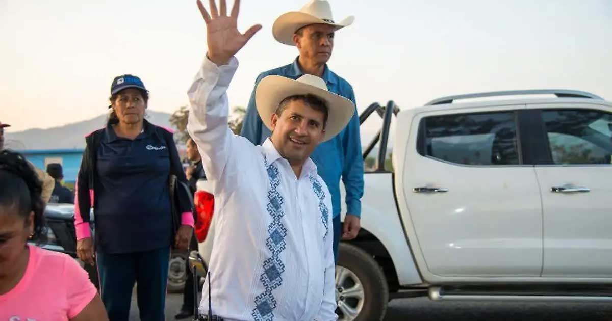 Alcalde de Uruapan Carlos Manzo.