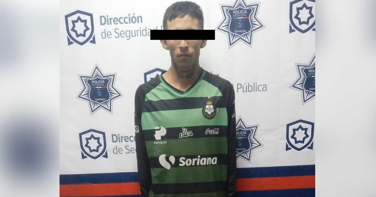 Hombre detenido.