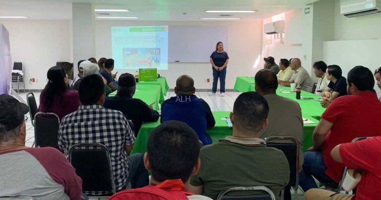 Capacitación a operadores de transporte público.