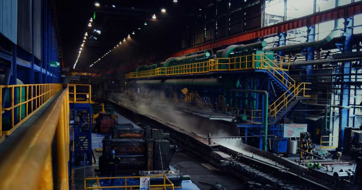 Interior de las instalaciones de AHMSA.