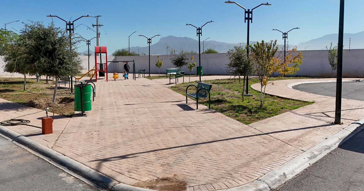 Plaza rehabilitada en Ramos Arizpe.