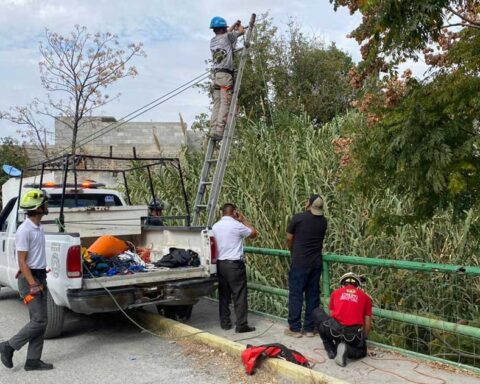 Capacitación de Bomberos de Parras.