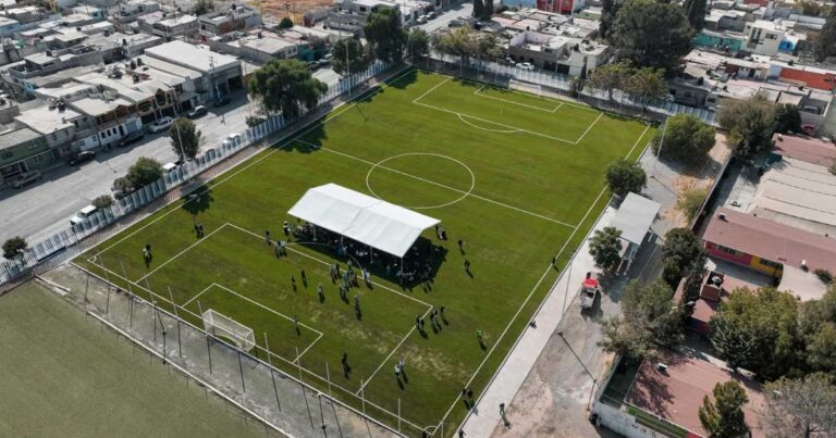 Cancha de futbol 11 en Saltillo.