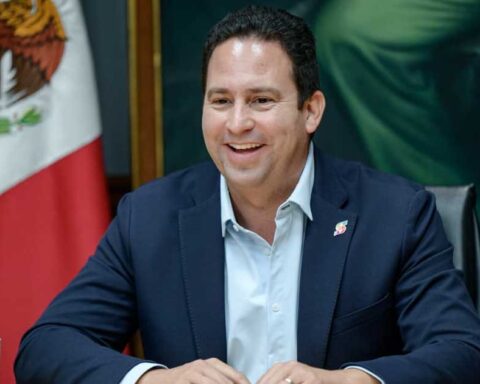 Alcalde de Saltillo Jaiver Díaz.