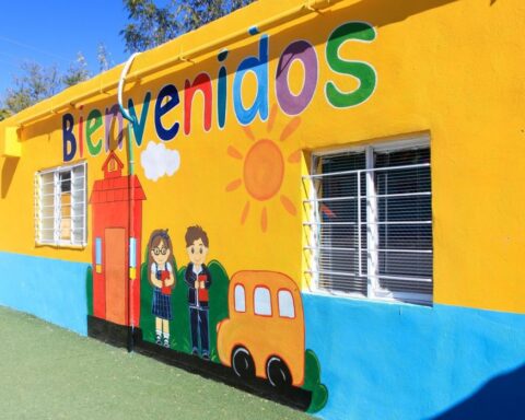 La Escuela es Nuestra desvío recursos