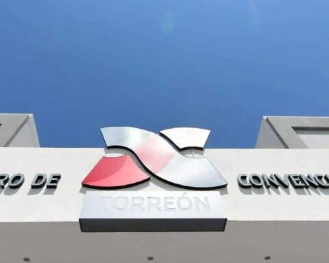 Fachada del Centro de Convenciones Torreón.