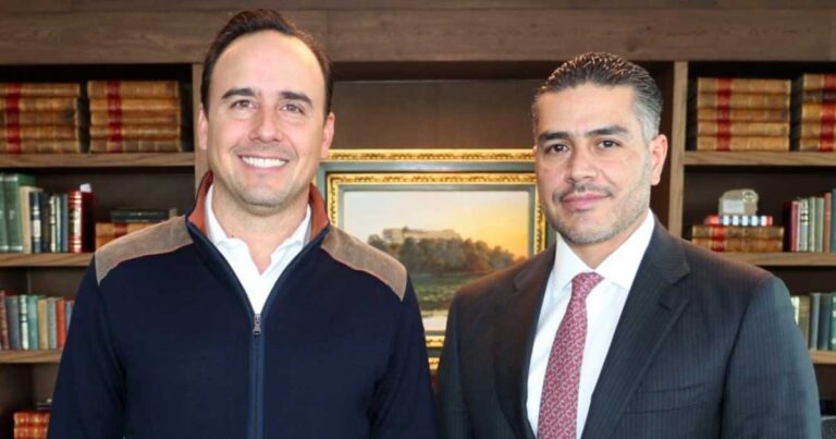 El gobernador de Coahuila Manolo Jiménez y el secretario de Seguridad Omar García Harfuch.