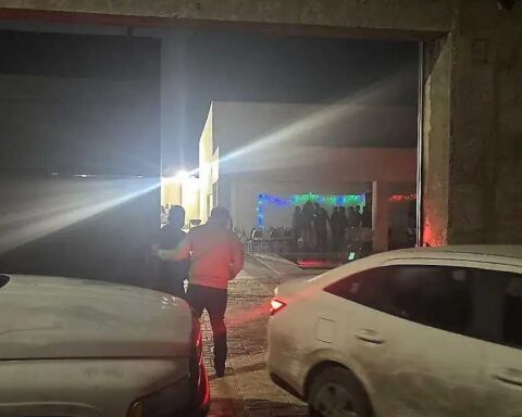 Entrada de la quinta clausurada tras una fiesta swinger en Torreón.