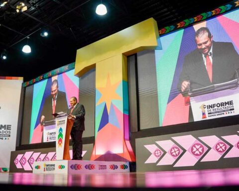 Alcalde de Ramos Arizpe Tomás Gutiérrez en su informe de gobierno.