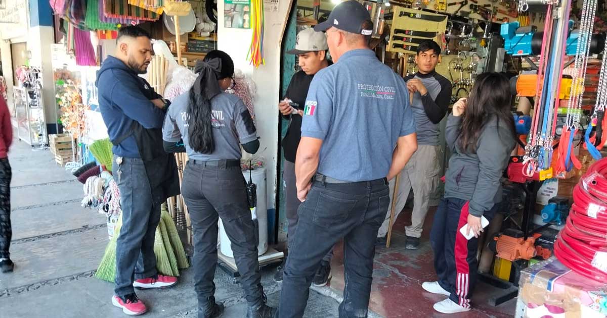 Elementos durante operativo conta pirotecnia en La Laguna.