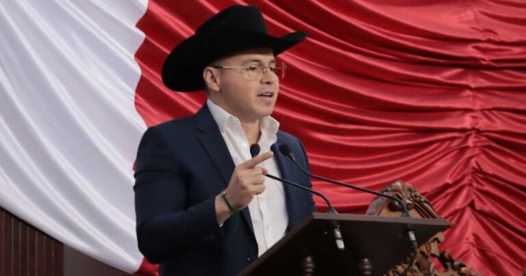 Tony Flores, diputado del PT, en el Congreso de Coahuila.