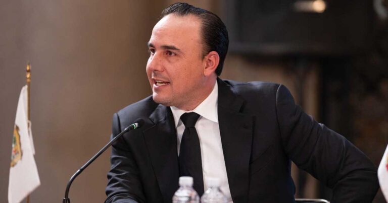 Manolo Jiménez, gobernador de Coahuila.