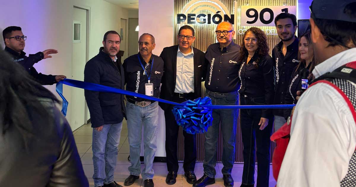 Momento de la inauguración de las emisoras de Grupo Región en Zacatecas.