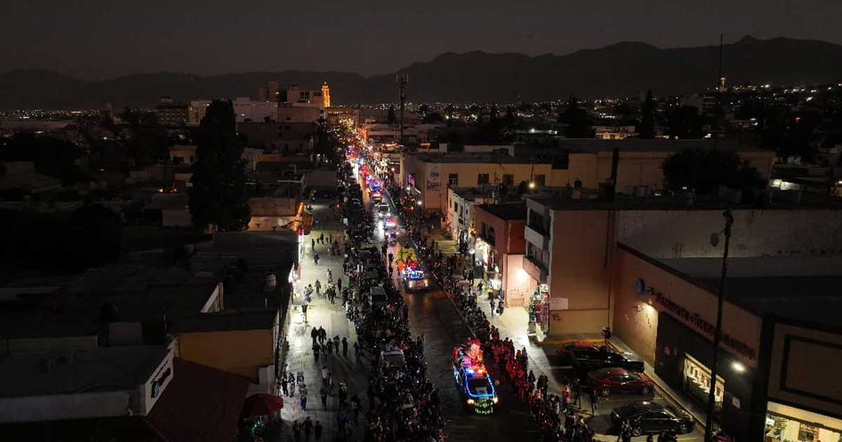 Desfile navideño en Saltillo.