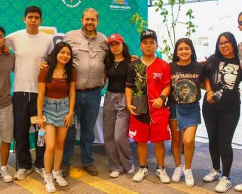 Jóvenes en Ramos Arizpe.