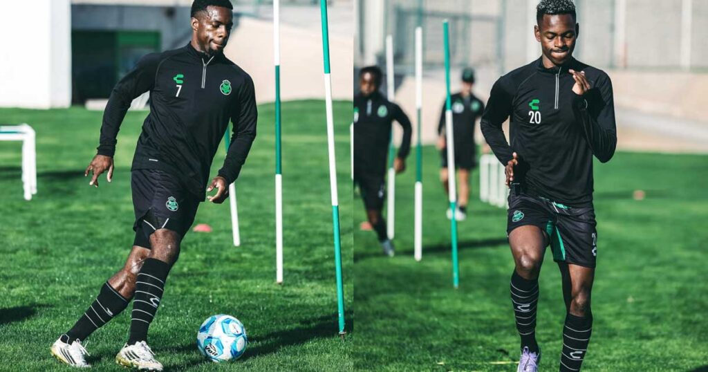 Jugadores de Santos Laguna entrenando.