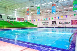 Piscina de la Unidad Deportiva Nora Leticia Rocha en Monclova.