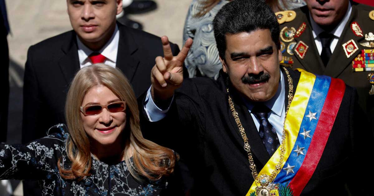 Nicolás Maduro y su esposa Cilia Flores.