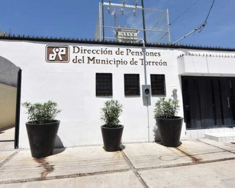 Edificio de Pensiones Torreón.