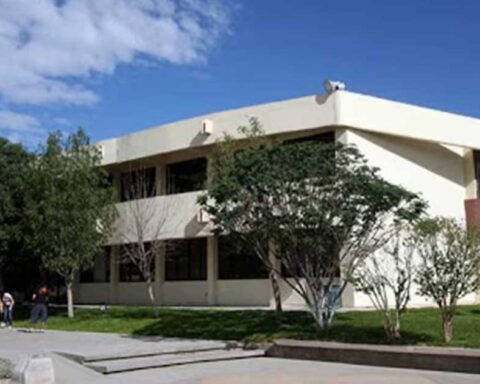 Escuela de Ciencias de la Comunidad de la UAdeC Unidad Laguna.