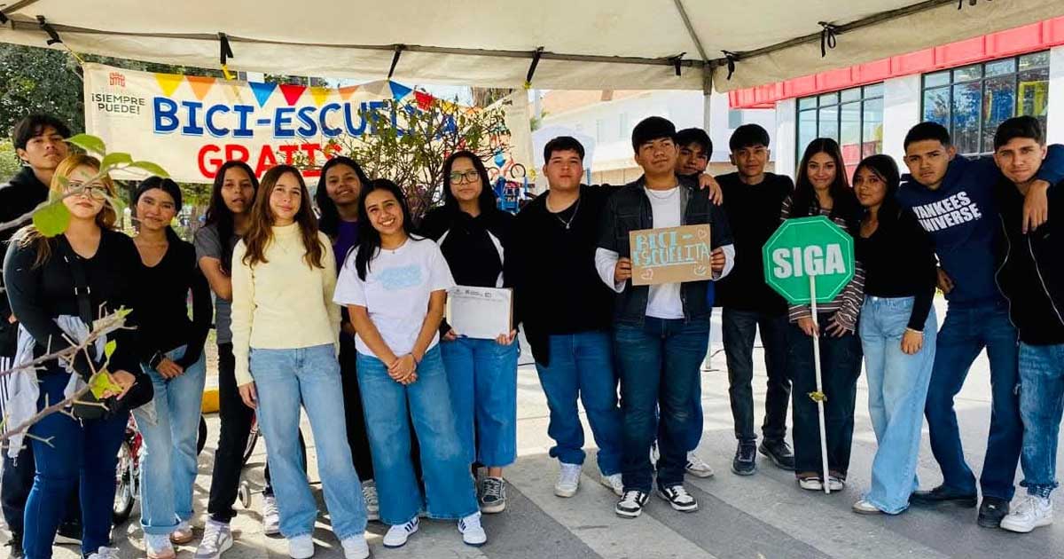 Jóvenes del programa de Voluntariado en Torreón.