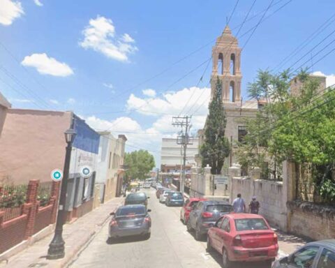 Calle Hidalgo, entre Ramos y Aldama, en Saltillo.