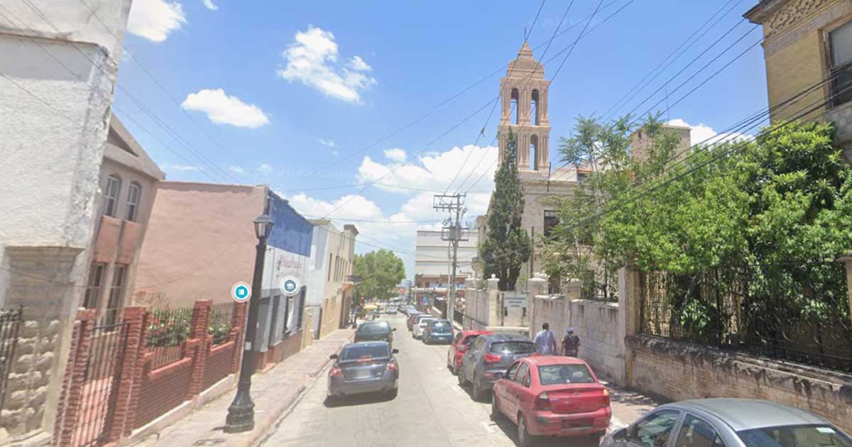 Calle Hidalgo, entre Ramos y Aldama, en Saltillo.