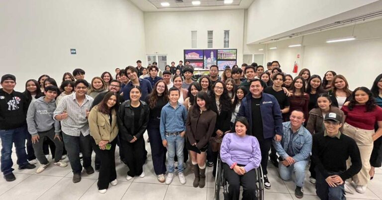 Foro Juvenil en Saltillo.