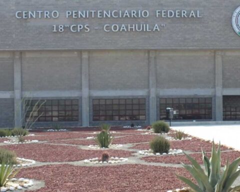 Fachada exterior del Cefereso de Ramos Arizpe.