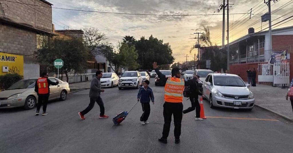 Operativo de regreso a clases en Torreón.