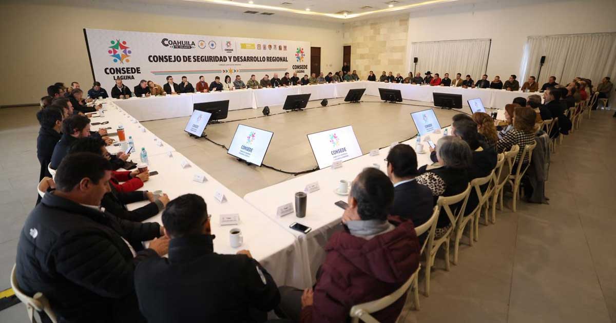 Reunión del Consejo de Seguridad y Desarrollo Regional en La Laguna.