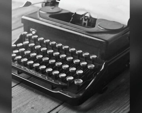 Máquina de escribir.