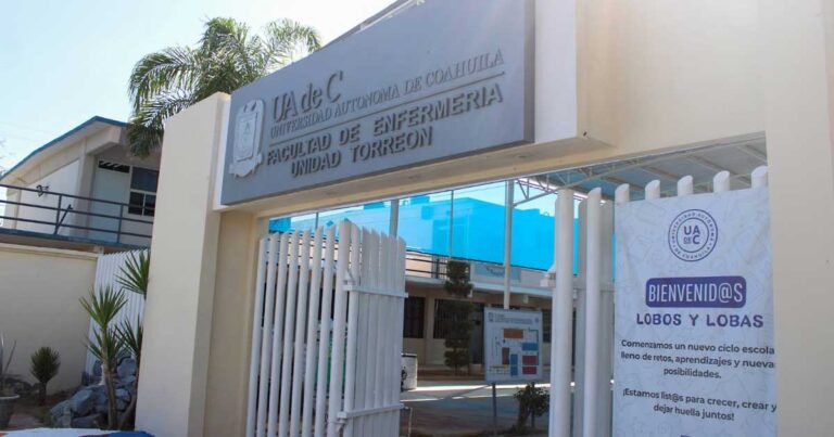 Fachada de la Facultad de Enfermería de la UAdeC Laguna.