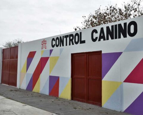 Fachada del Centro de Control Canino en Torreón.