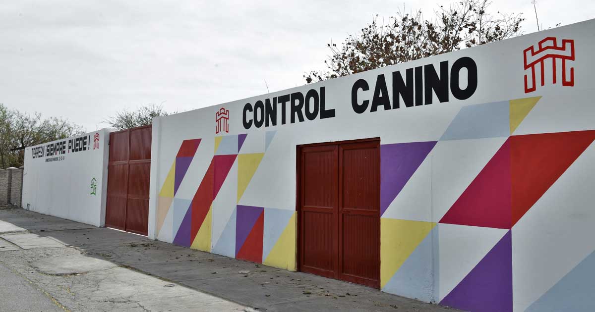 Fachada del Centro de Control Canino en Torreón.