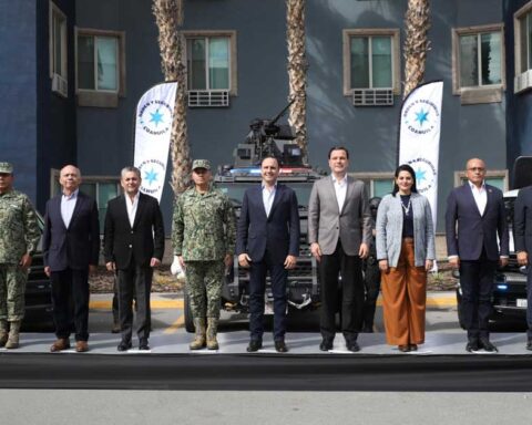 Gobernador Manolo Jiménez, fiscal general Federico Fernández y fuerzas de seguridad.