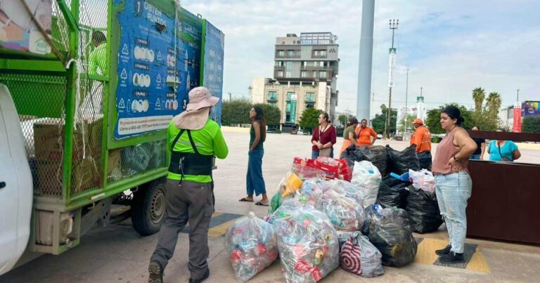 Recolección de residuos para reciclar en Torreón.