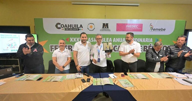 Inicio de la asamblea de la FEMEBE en Monclova.