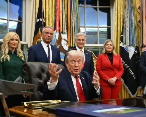 El presidente de Estados Unidos, Donald Trump, en su despacho.